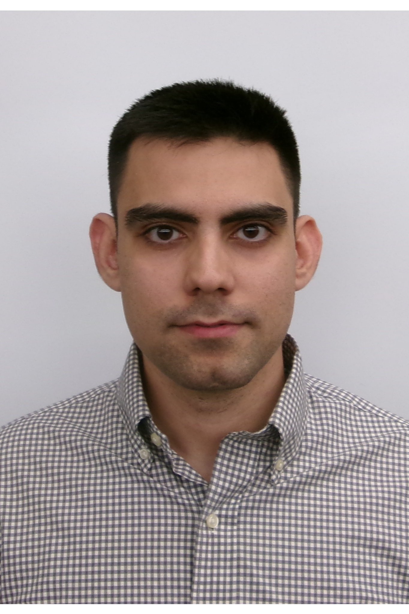 Portrait of Amin Behnami